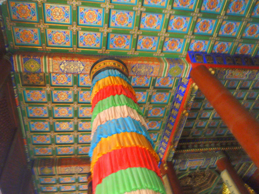 Temple Roof and Column Color.